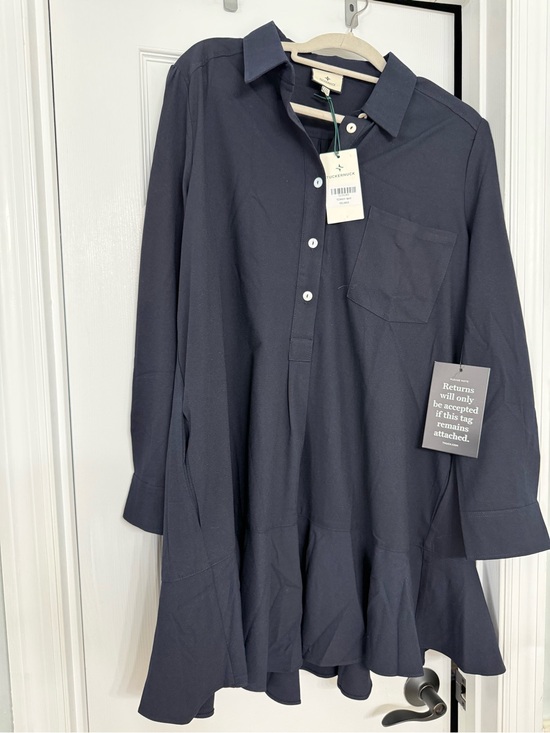 Tuckernuck Dresses & Skirts - Tuckernuck Navy Ruffle-Hem Button Front Dress